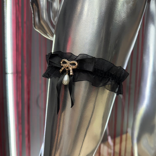 BLACKBOX Wedding Garter with Pearl - Black