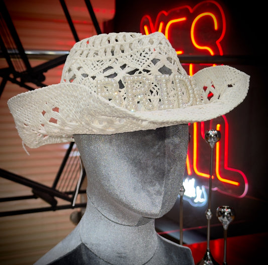 BLACKBOX Bridal Beach Hat
