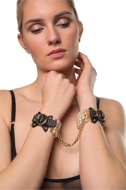 GUILTYPLEASURE Soirée Pearl Handcuffs